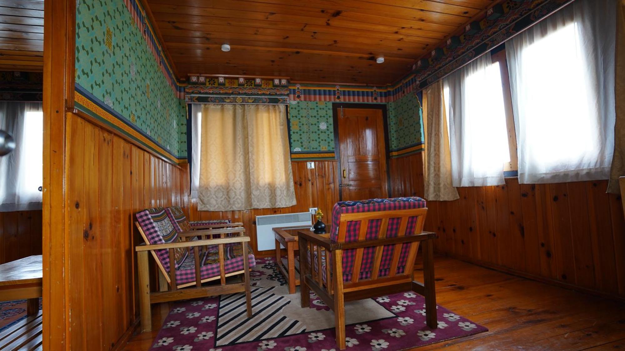 Hotel Olathang Паро Екстер'єр фото